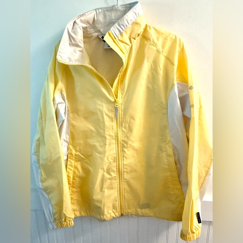 Women's Columbia  Yellow and White Zip Up Rain Jacket